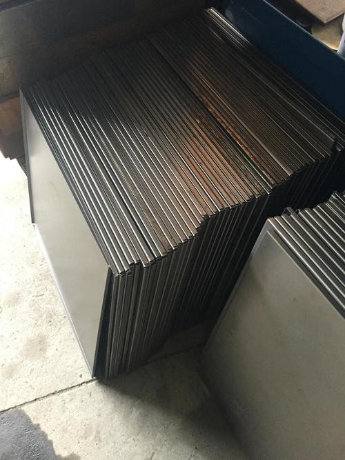 佛山厂家批发冲孔机 厨具板材家具电动45度冲角机 钣金加工冲角机